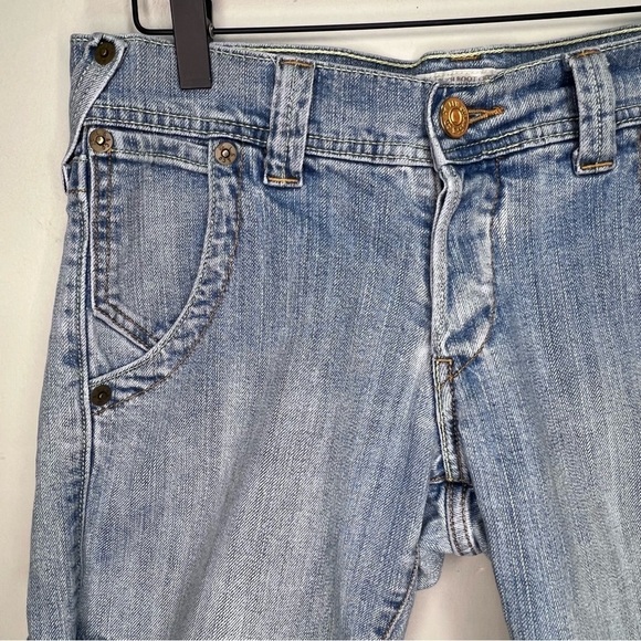 LEVI’S Cut off Denim Jean Shorts - Picture 2 of 9